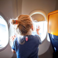 How to Handle Holiday Travel with Kids